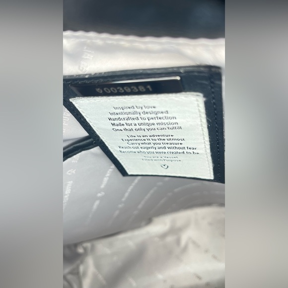 Vessel Signature 2.0 Black Tote Bag Leather Purse Large Travel Case NFL Logo - Picture 5 of 10